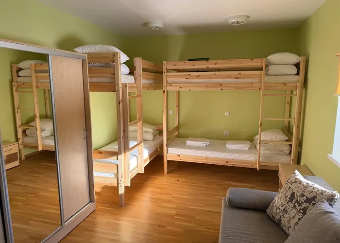 Alutaguse Tervisespordikeskuse Paeikesemaja Hotel *